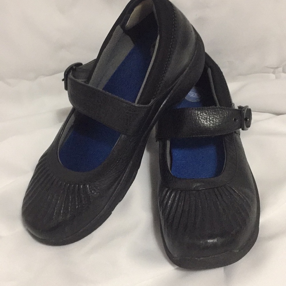 Dansko Mary Janes